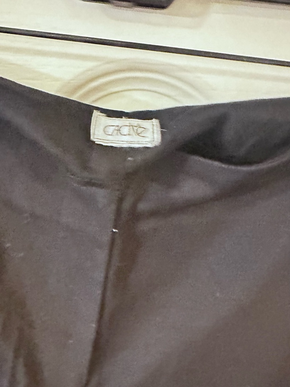 Cache Black Skirt with Clean Front Seam - Picture 4 of 4